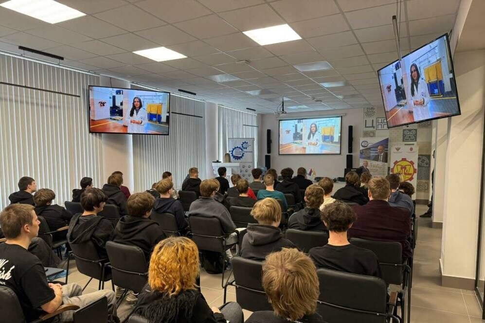 Выездная экскурсия АО «Конструкторское бюро приборостроения» им. академика А.Г. Шипунова в Донской политехнический колледж